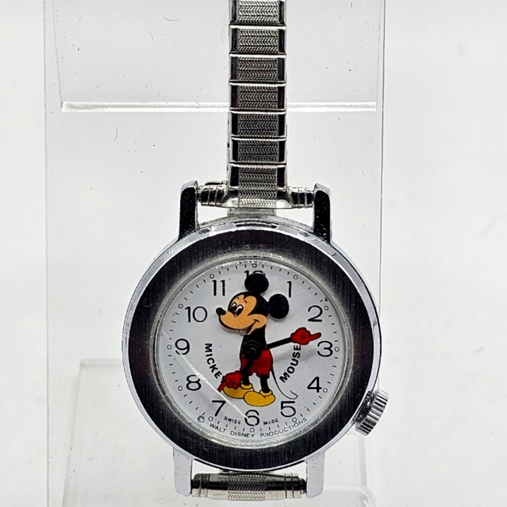 1970s Bradley Mickey Mouse Nodding Head 015 Swiss Movement Wristwatch Running